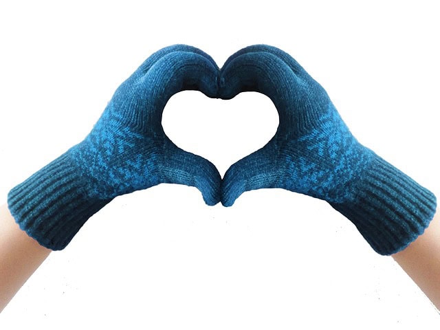 gloves-1601400_640