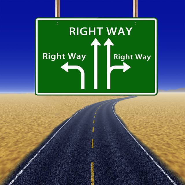 right-238369_640
