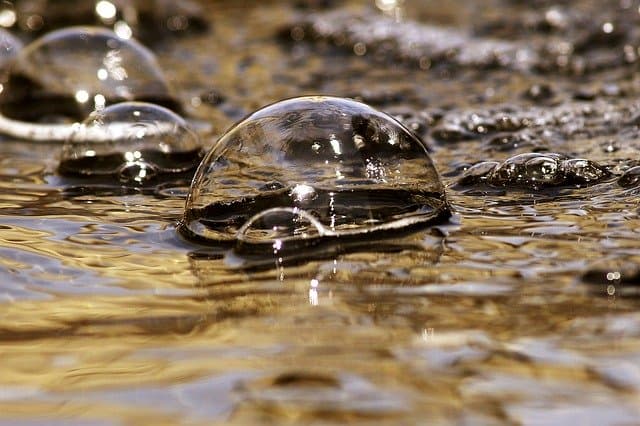bubbles-51675_640
