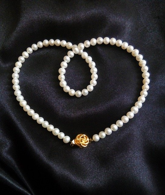 pearl-2982522_640