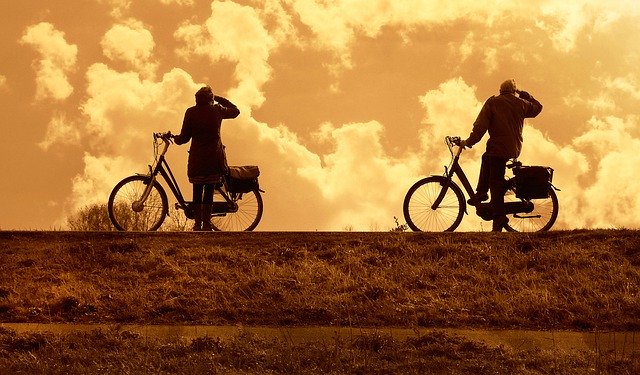 cyclist-5046190_640