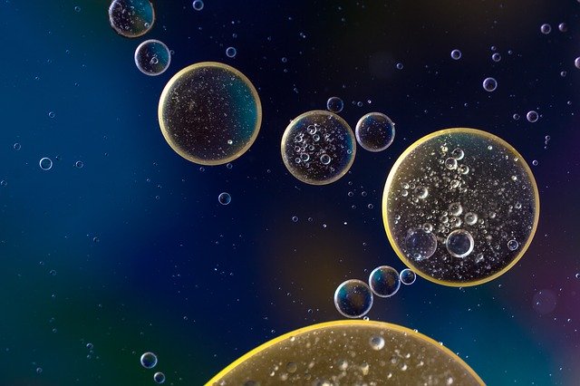 oil-in-water-1438382_640