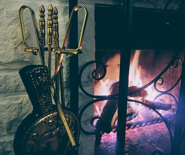 fireplace-3049804_640