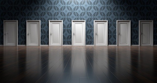 doors-1767562_640 (1)
