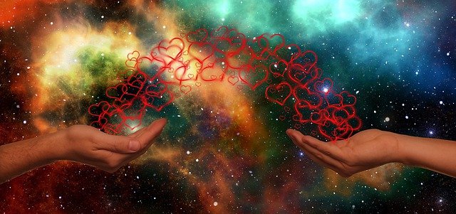 universe-4573369_640