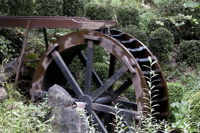 heungsoon-water-wheel-2822441_640.jpg
